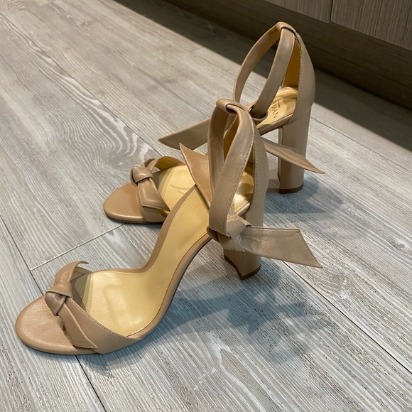 Alexandre Birman Clarita Block Leather Sandal in Nude Size 37 - Picture 4 of 11